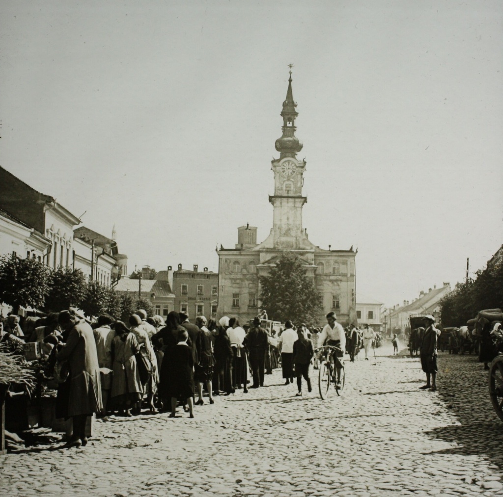 Odkaz na stránku s fotografiami z histórie mesta Kežmarok.