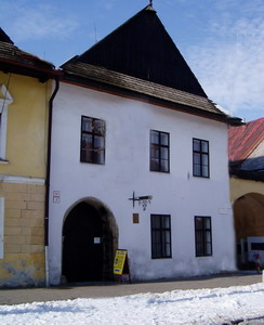 Meštiansky dom na Hlavnom námestí č. 55 v Kežmarku, kde sídli Múzeum bytovej kultúry.